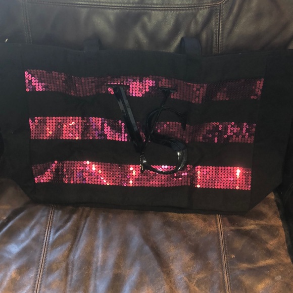 victoria secret duffle bag - Picture 1 of 1